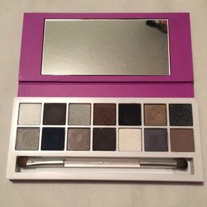 Clinique all about shadow palette